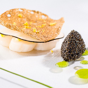 Caviar de Neuvic et carpaccio de Saint-Jacques