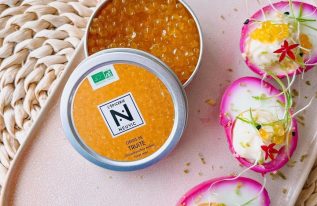 Œufs Mimosa à la betterave et œufs de truite