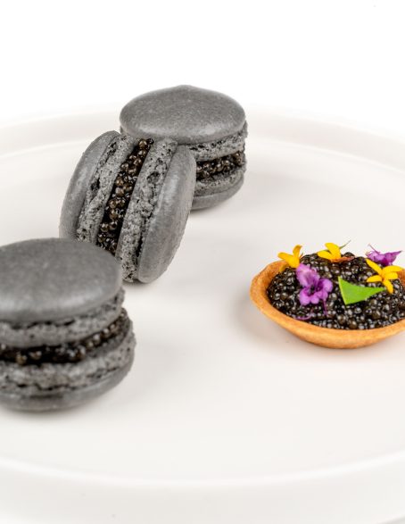 Caviar Naccari Signature
