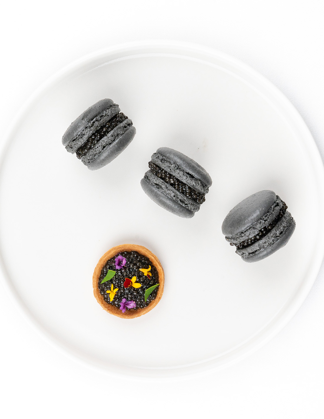 Caviar Naccari Signature